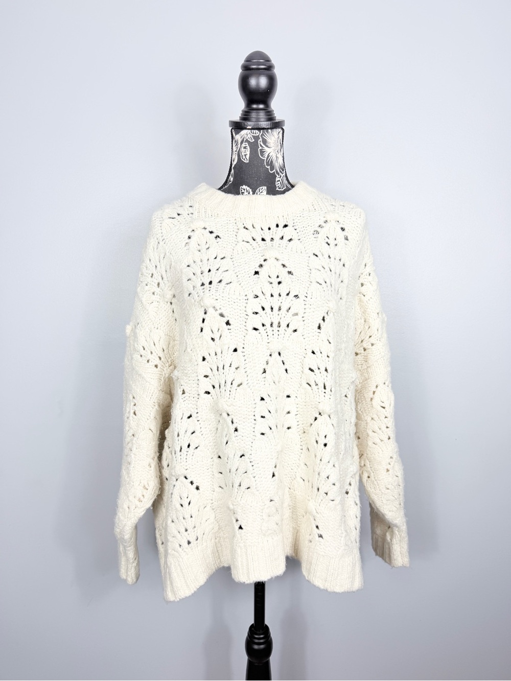 Aerie cream pointelle open knit long sleeve pullover sweater size XL